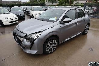 Peugeot 208 1.2 BENZ picture 6
