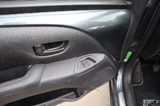 Peugeot 108 1.0 BENZ picture 8