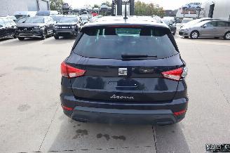 Seat Arona 1.0 BENZ picture 4