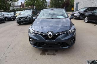 damaged passenger cars Renault Clio 1.0 BENZ 2020/10