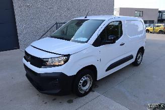 skadebil bedrijf Opel Combo 1.5 CDTI 2025/3
