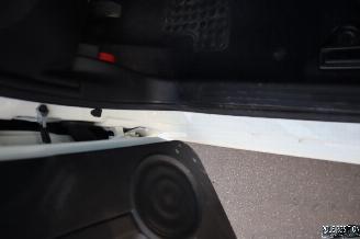 Fiat 500 1.0 HYBRIDE picture 15