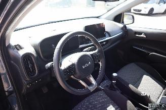 Kia Picanto 1.0 BENZ picture 10