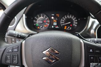 Suzuki Vitara 1.5 HYBRIDE picture 16