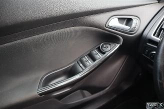 Ford Focus 1.0 BENZ picture 9
