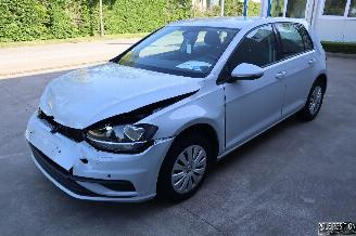 skadebil auto Volkswagen Golf 1.6 TDI 2018/11
