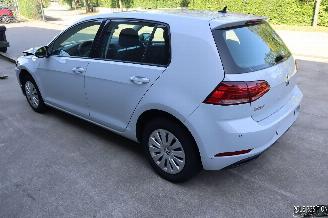 Volkswagen Golf 1.6 TDI picture 6