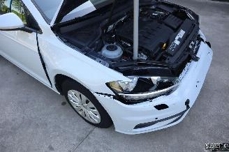 Volkswagen Golf 1.6 TDI picture 20