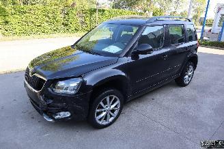 skadebil auto Skoda Yeti 1.2 BENZ 2015/6