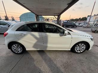 Mercedes A-klasse 180cdi  NAP LED XENON picture 5