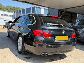 BMW 5-serie 523i High Executive Leder Xenon Pano picture 7
