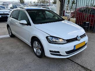 Volkswagen Golf 2.0 TDI DSG PANO XENON FULL picture 3