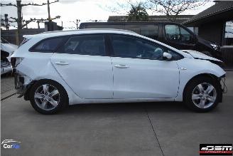 Kia Ceed / CEE'D 1.6 CRDI EASY picture 12