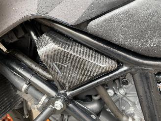 KTM 1290 Super Duke R Carbon picture 17