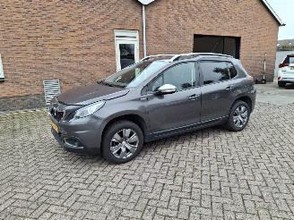 Auto incidentate Peugeot 2008 1.2 82pk allure 2018/12