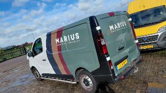 Renault Trafic 1.6 dci 90pk  airco picture 3