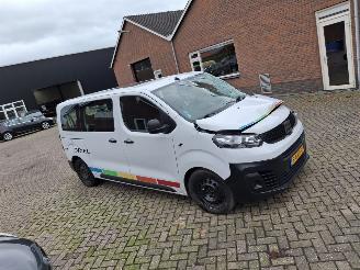 Avarii autoturisme Fiat Scudo 75kwh      lang    136pk  9 persoons 2022/8