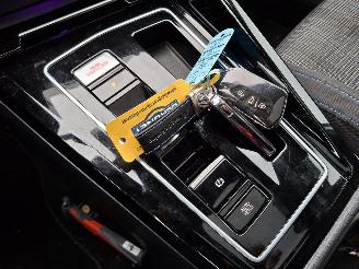 Volkswagen Golf 1.4  e hybrid gte   165kw  pano navi picture 7