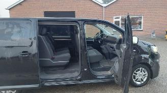 skadebil bedrijf Peugeot Expert 2.0 hdi  177pk automaat dubbel cabine 2018/4