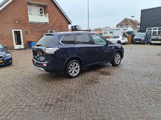 Mitsubishi Outlander 2.0 phev hybrid   121pk  navi picture 6
