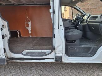 Nissan NV300 1.6 dci  125pk lang  airco navi picture 11