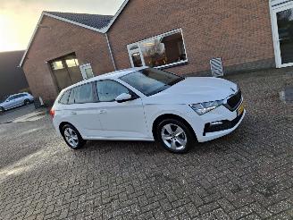 Schadeauto Skoda Scala 1.0 tsi   81kw   navi 2024/2