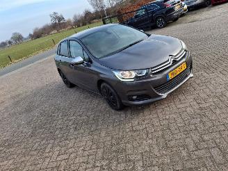 Auto incidentate Citroën C4 1.2i  110pk   navi clima 2016/6