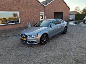 Coche accidentado Audi A4 2.0i 180pk   clima 2009/2