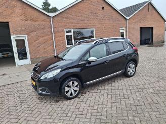 Peugeot 2008 1.2 vti  82pk pano automaat navi picture 8