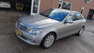 skadebil auto Mercedes C-klasse 180  156pk automaat navi 2008/2