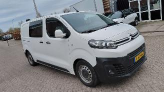 krockskadad bil bedrijf Citroën Jumpy 1.6 hdi  70kw automaat   airco 2018/10