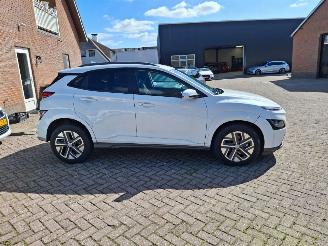 Hyundai Kona 64kw     accu       navi  204pk picture 5