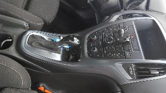 skadebil auto Opel Astra 1.4i automaat    navi 140pk navi clima 2016/2