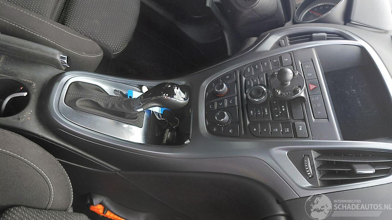 Opel Astra 1.4i automaat    navi 140pk navi clima