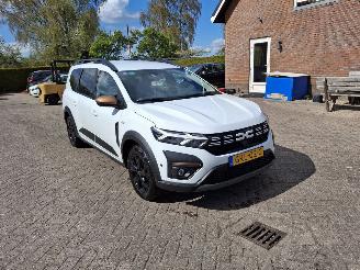 Avarii autoturisme Dacia Jogger 1.6 Hybrid 140 Navi 7 Persoons 2024/11
