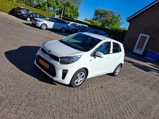 uszkodzony samochody osobowe Kia Picanto 1.0i dpi  67pk  5drs airco 2021/1