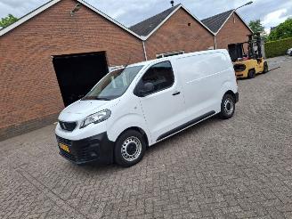 skadebil bedrijf Peugeot Expert 1.5 hdi  102pk   airco   5drs 2020/11