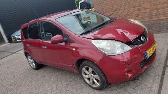 uszkodzony samochody osobowe Nissan Note 1.6i  81kw automaat 2011/10