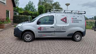 skadebil bedrijf Renault Kangoo 1.5 dci  95pk maxi 2021/4