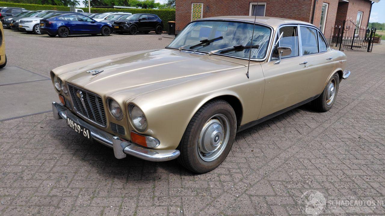 Jaguar XJ 4.2  245pk