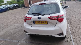 Toyota Yaris 1.5 hybrid   aspresion   navi clima picture 6