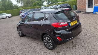 skadebil auto Ford Fiesta 1.0 hybrid titanium  92kw  navi 2022/11