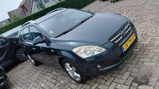 skadebil auto Kia Ceed 1.6 i 5drs automaat   airco 2008/2