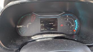Dacia Spring 27kwh    airco picture 9