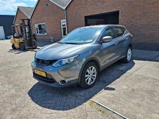 Unfallwagen Nissan Qashqai 1.2i connecta automaat     navi 2017/2