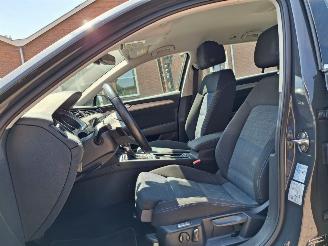 Volkswagen Passat 1.4 tsi phev  156pk navi picture 5