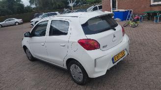 Mitsubishi Space-star 1.2i connect airco navi picture 3