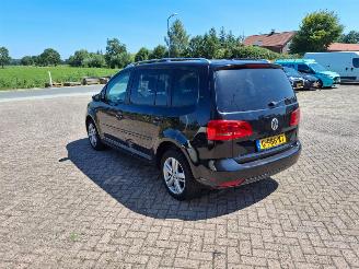 Voiture accidenté Volkswagen Touran 1.4 tsi  140pk  automaat   7 persoons  pano 2012/7
