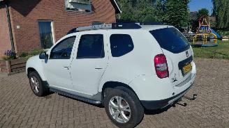 skadebil auto Dacia Duster 1.2 tce  125pk   airco 2015/7