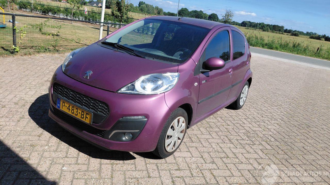 Peugeot 107 1.0i 5drs airco